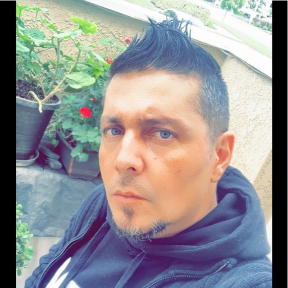 Meet your Posher, Joey - Picture 1 of 1